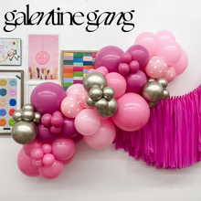 Load image into Gallery viewer, VALENTINE GRAB + GO GARLANDS

