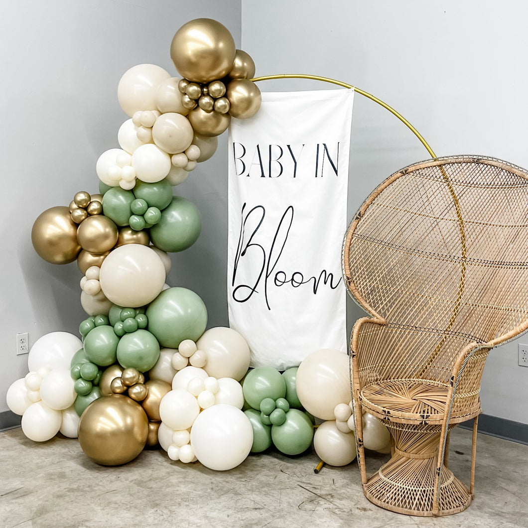 EUCALYPTUS + GOLD BALLOON GARLAND KIT