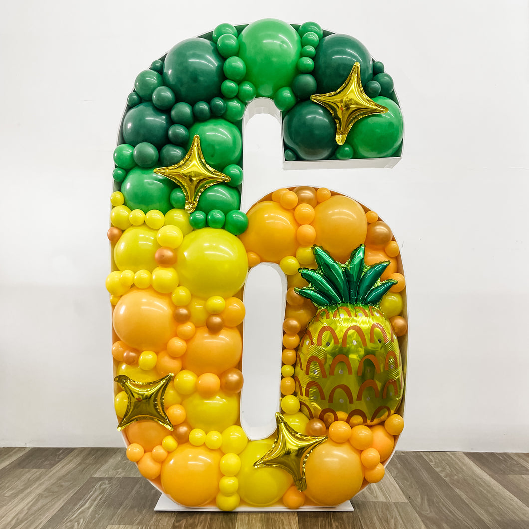 balloon filled number or letter // balloon mosaic