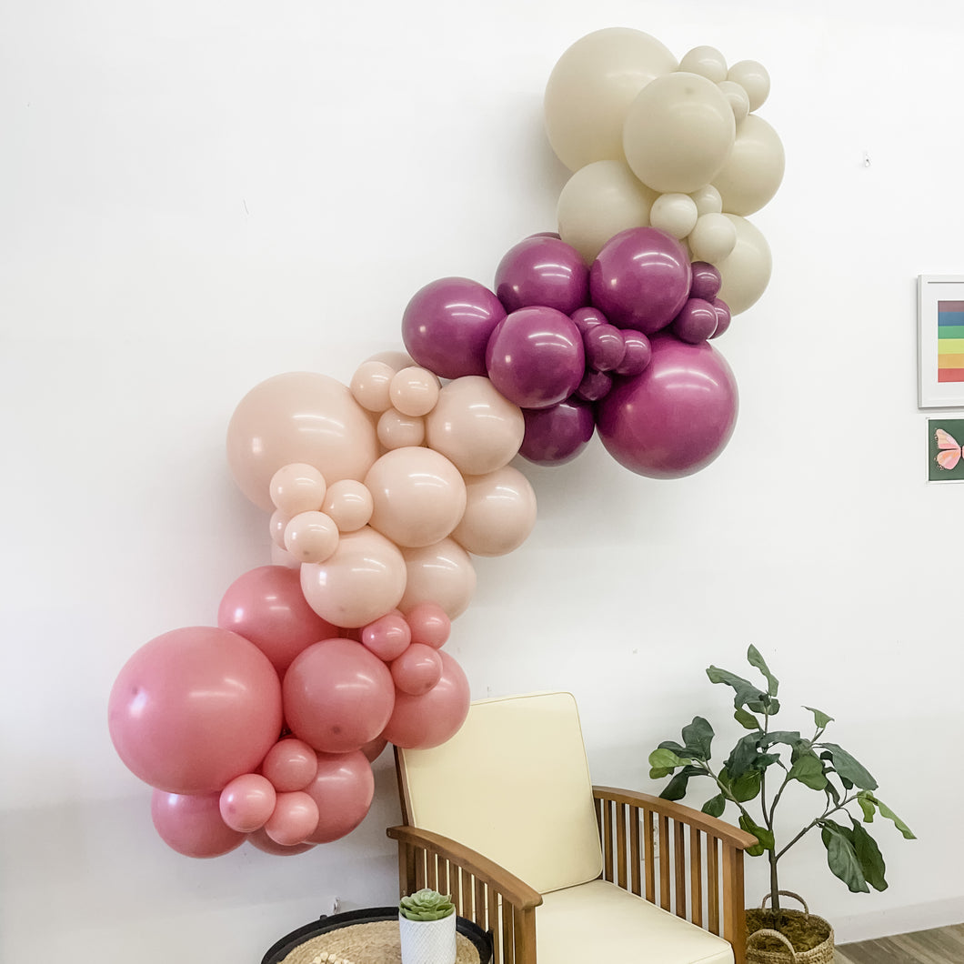 XOXO BALLOON KIT